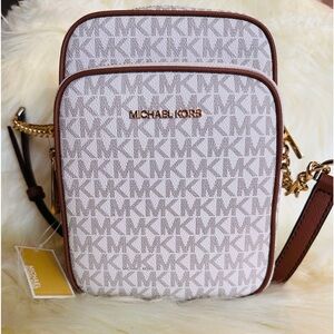 Michael kors purse crossbody bag $165 brand new with tag